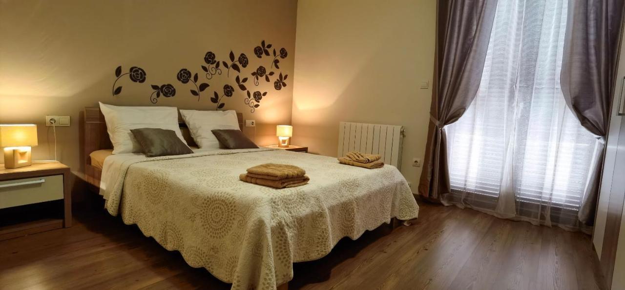 Apartments Fantazija Ρόβινι Εξωτερικό φωτογραφία