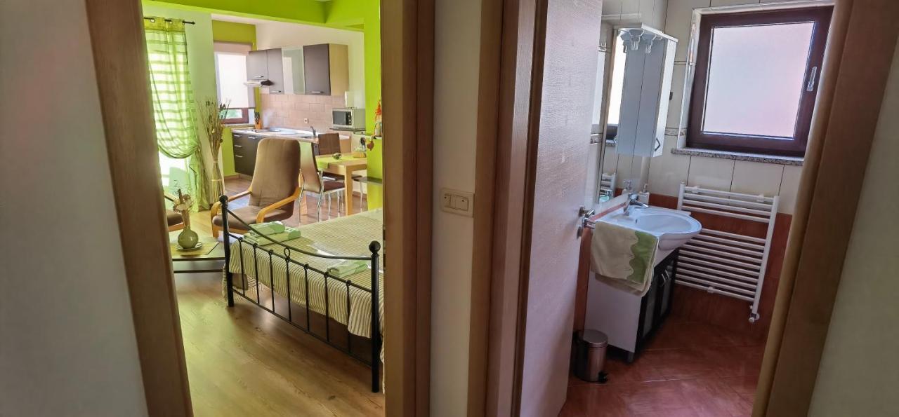 Apartments Fantazija Ρόβινι Εξωτερικό φωτογραφία