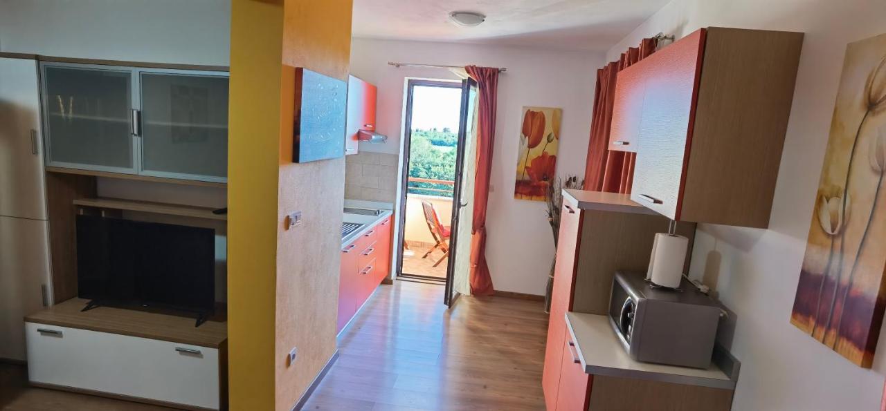 Apartments Fantazija Ρόβινι Εξωτερικό φωτογραφία