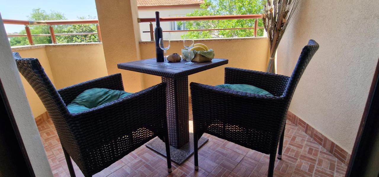 Apartments Fantazija Ρόβινι Εξωτερικό φωτογραφία