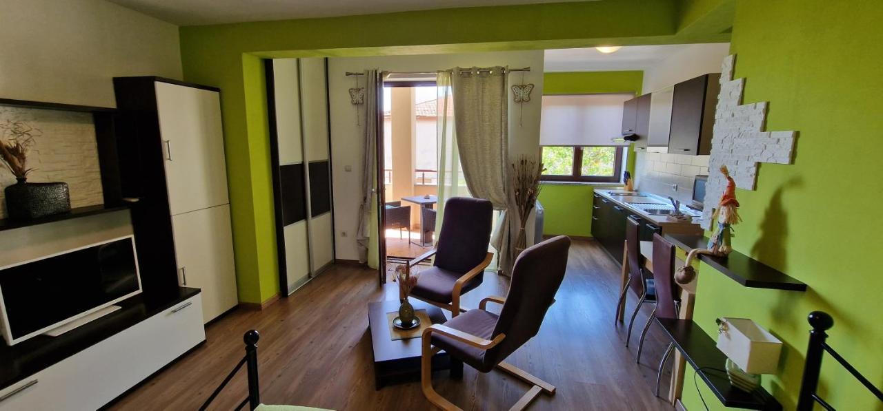Apartments Fantazija Ρόβινι Εξωτερικό φωτογραφία
